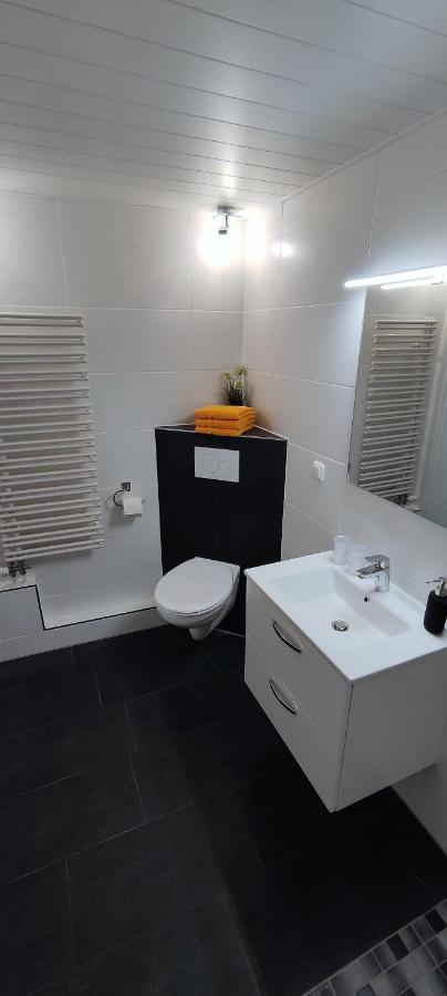 Apartment Peters In Bei Lueneburg Adendorf